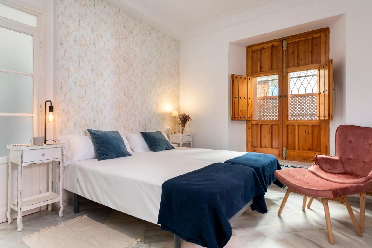 Lepanto Premium Apartments เซบีญา ภายนอก รูปภาพ
