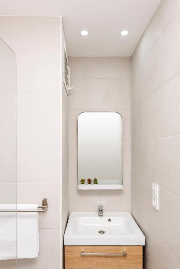 Lepanto Premium Apartments เซบีญา ภายนอก รูปภาพ