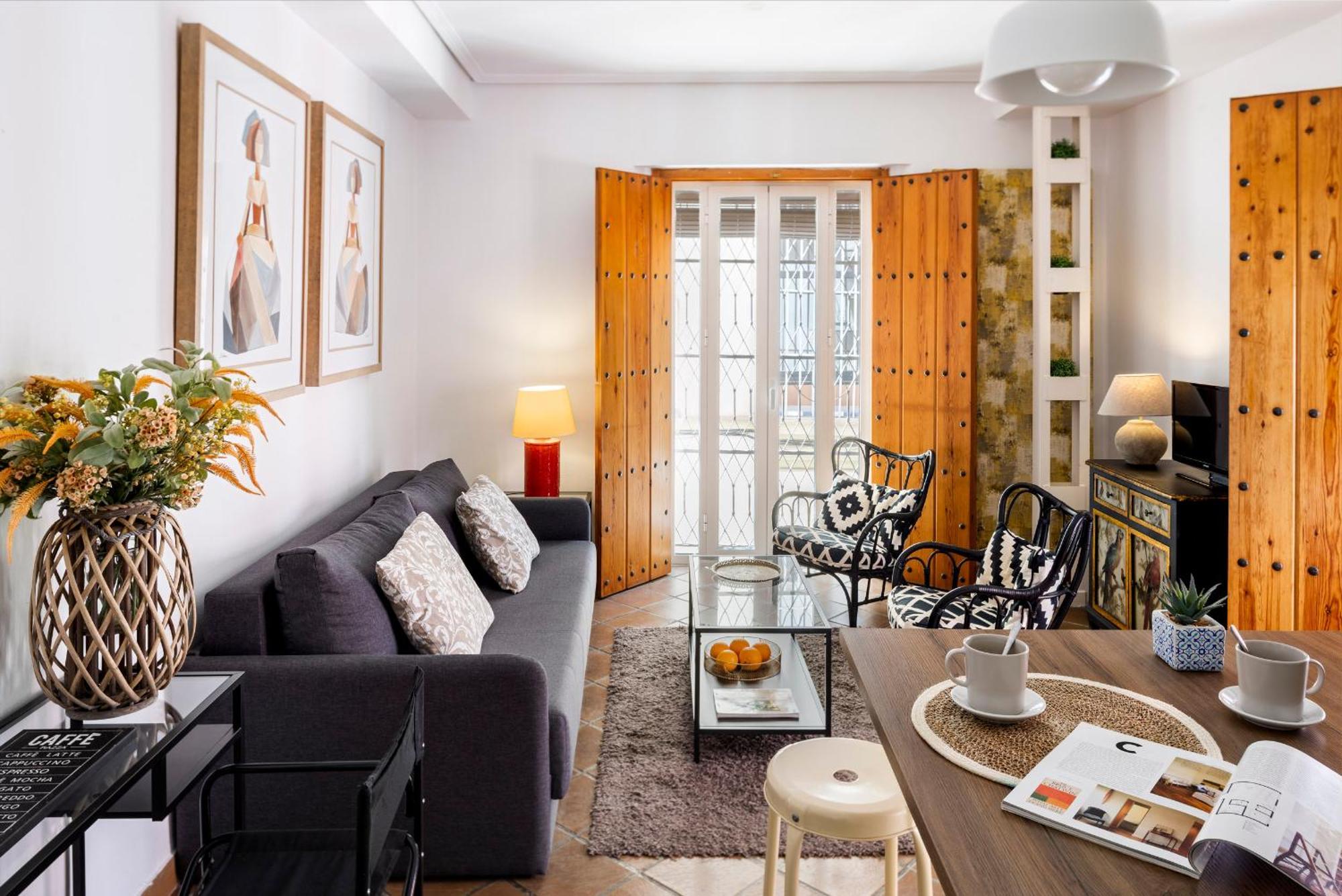 Lepanto Premium Apartments เซบีญา ภายนอก รูปภาพ