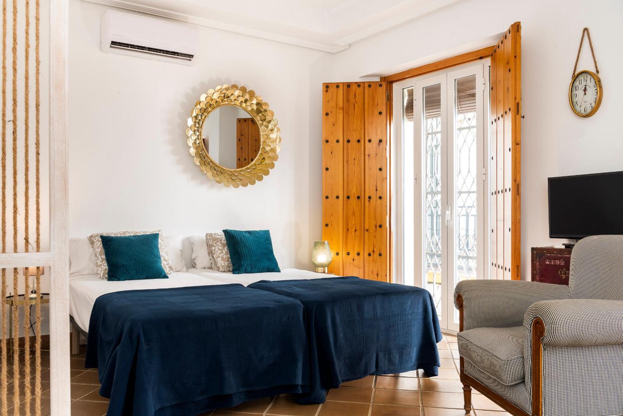 Lepanto Premium Apartments เซบีญา ภายนอก รูปภาพ